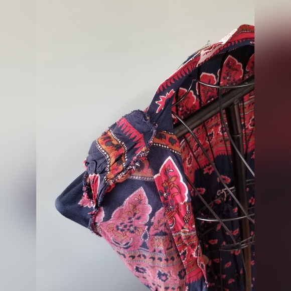 Long button down patterned dress - Picture 9 of 11